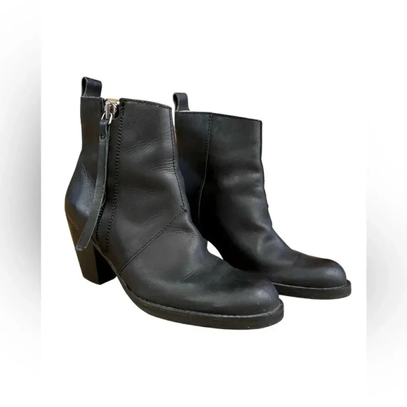 Acne Studios Shoes - ACNE Studios — Black Leather Pistol Ankle Boots